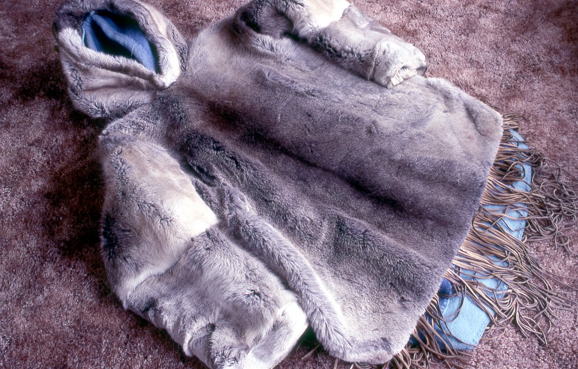 inuit animal skin shoes