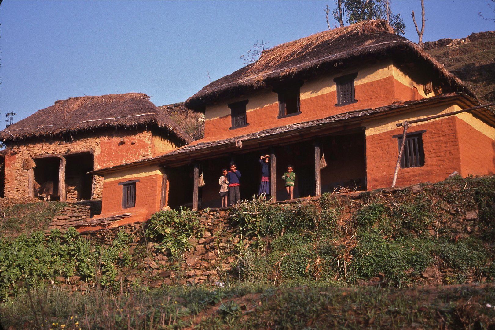 14. Nepal III : Housing : 321-347